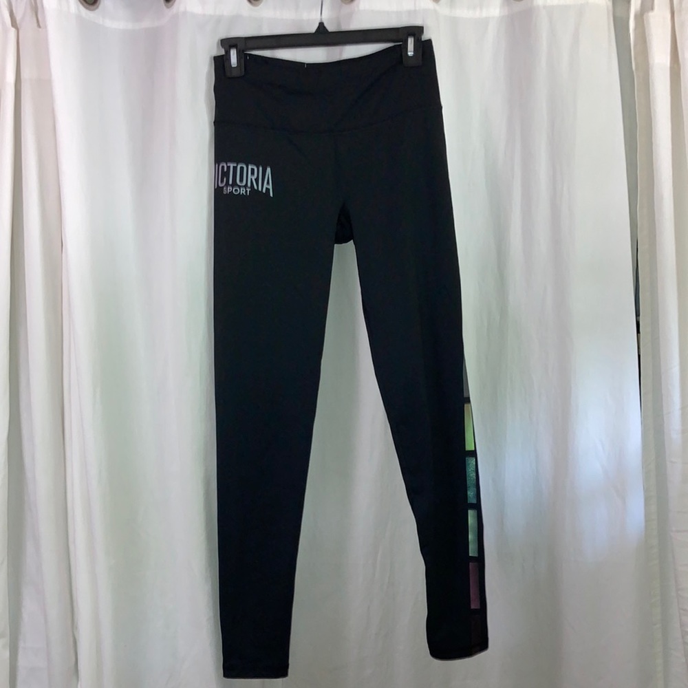Victoria sport black leggings